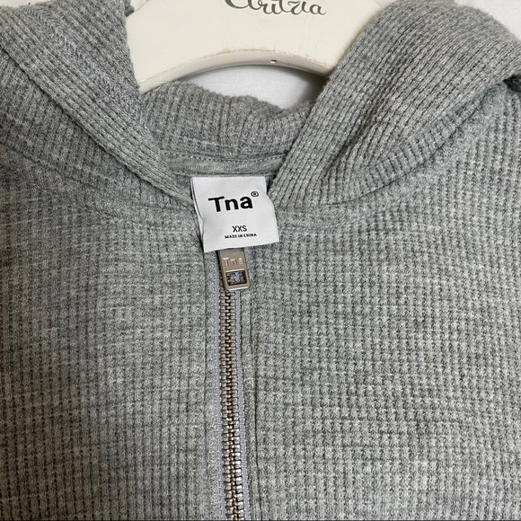 TNA thermal zip up - Picture 2 of 2